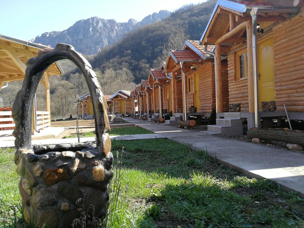 Juzni Vetar Hotel Trnski Odorovci Exterior foto